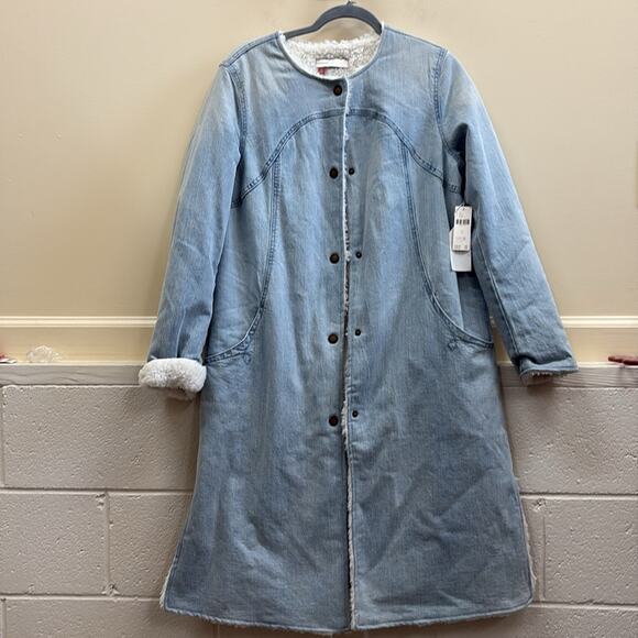 Pilcro Jackets & Blazers - Pilcro Anthropologie NWT women’s Small reversible Sherpa Denim coat